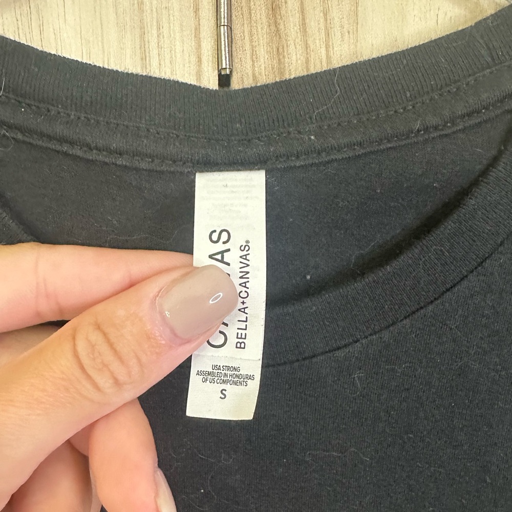 Giovannie & the Hired Guns band tee size‎ small - Picture 3 of 3